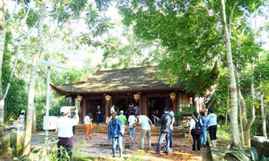 Du lịch tâm linh “lên ngôi” đầu năm