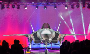 Siêu chiến đấu cơ F-35A đã sẵn sàng tham chiến