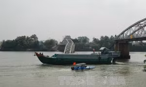 Đình chỉ nhiều cá nhân liên quan vụ sập cầu Ghềnh 