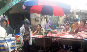 Buông lỏng kiểm soát thực phẩm tại chợ đầu mối - Bài 1