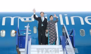 Chủ tịch nước bắt đầu chuyến tham dự APEC 2016