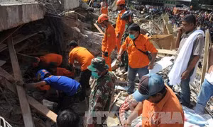 Tổng thống Indonesia thị sát công tác khắc phục hậu quả động đất 