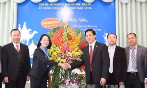 Đồng chí Trương Thị Mai chúc mừng Giáng sinh Hội thánh Tin lành Việt Nam