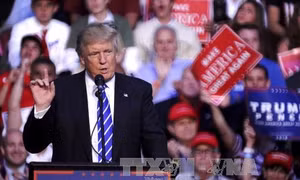 Ông Trump thay đổi ban lãnh đạo chiến dịch tranh cử