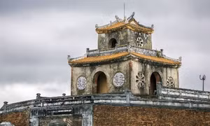 Bá tước Nga được vua Thành Thái tặng huy chương