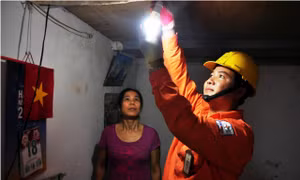 Thay 30.000 đèn sợi đốt bằng đèn Led tiết kiệm điện