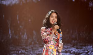 "Giai điệu tự hào tháng 8: Đi qua vùng cỏ non"