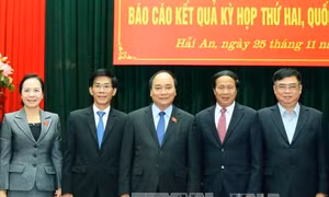 Thủ tướng Nguyễn Xuân Phúc tiếp xúc cử tri Hải Phòng