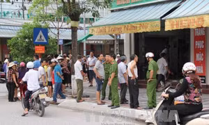 Khen thưởng hai người bắt sát nhân ở Thái Bình