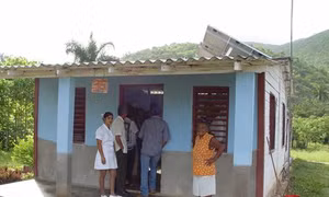 Bác sĩ gia đình: Nền tảng thành công trong chăm sóc y tế toàn dân của Cuba