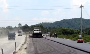 Hư hỏng, sụt lún trên Quốc lộ 5: Cần quy trách nhiệm cụ thể 