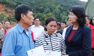  400 triệu đồng hỗ trợ người dân Khánh Hòa bị thiệt hại do mưa lũ
