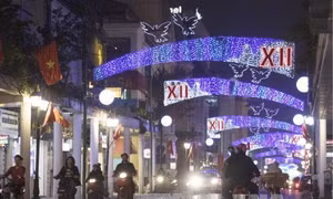 Hà Nội trang hoàng rực rỡ chào mừng Đại hội Đảng 