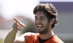 Pato xác nhận gia nhập Chelsea 