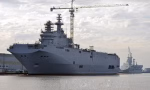Nga tự chế tạo tàu đổ bộ như "Mistral"
