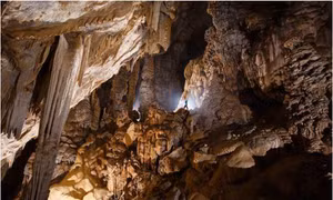 Phát hiện thêm 57 hang động ở Quảng Bình 