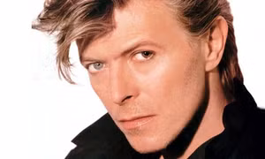Rocker huyền thoại David Bowie qua đời