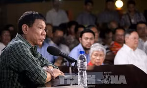 Tổng thống Philippines không từ bỏ quyền đối với bãi cạn Scarborough