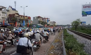 Cấm xe máy ngoại tỉnh ở Hà Nội có khả thi?