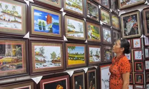 Giữ gìn và bảo tồn làng nghề thêu Văn Lâm