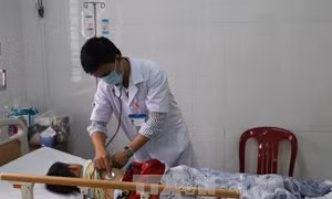  Điều tra nguyên nhân vụ 2 cháu bé ở Đắk Nông nghi bị ngộ độc 