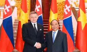 Thủ tướng Nguyễn Xuân Phúc hội đàm với Thủ tướng Slovakia