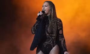 Beyonce thắng lớn tại lễ trao giải BET 2016
