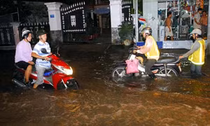 Hồ Chí Minh