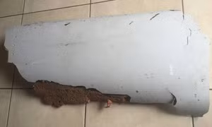 Tìm thấy thêm mảnh vỡ nghi của MH370 ở Mozambique 