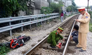 Còn quá nhiều đường ngang "tử thần"