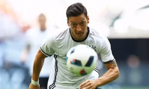 Mesut Oezil - Người tạo cảm hứng cho tuyển Đức 