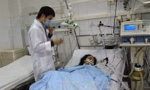 Thăm hỏi gia đình các nạn nhân vụ ngạt khí lò vôi