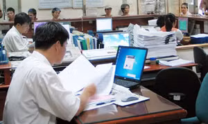Xếp lương đối với cán bộ cấp xã có trình độ lý luận chính trị