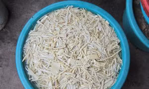 Phát hiện 1 tấn măng có chất vàng ô tại chợ Đông Hà