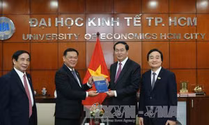 Chủ tịch nước dự kỷ niệm 40 năm trường Đại học Kinh tế TP. HCM