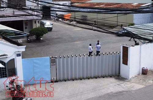 Sập tường nhà kho, 2 công nhân bị đè tử vong ảnh 1