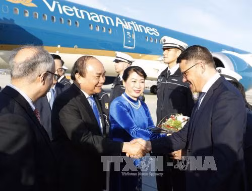 Thủ tướng Nguyễn Xuân Phúc bắt đầu thăm CHLB Đức và dự Hội nghị Thượng đỉnh G20 ảnh 1