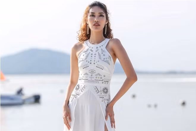 The Face: Lan Khuê, Minh Tú 'kình địch' nhau trong trang phục trắng quyến rũ ảnh 6