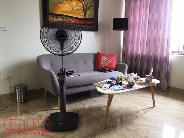 Tại sao có cảm giác càng bật quạt càng nóng? ảnh 1