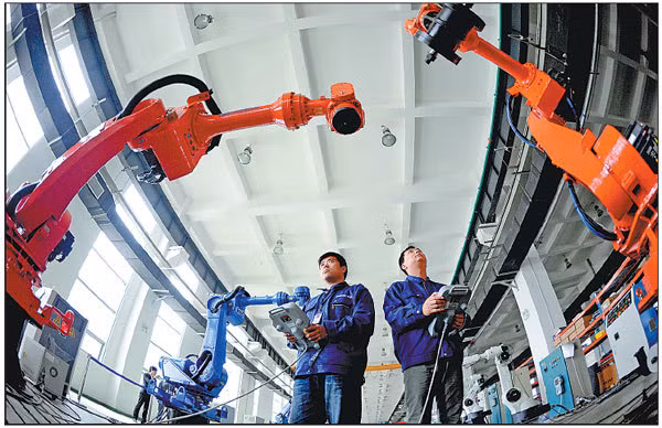 Thị trường robot công nghiệp của Trung Quốc lớn nhất thế giới ảnh 1