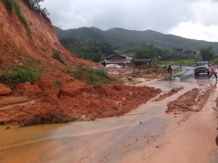 Vẫn có nguy cơ lũ quét, sạt lở đất ở vùng núi phía Bắc ảnh 1