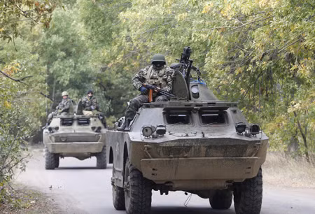 Ukraine yêu cầu quân đội sẵn sàng chiến đấu ảnh 1