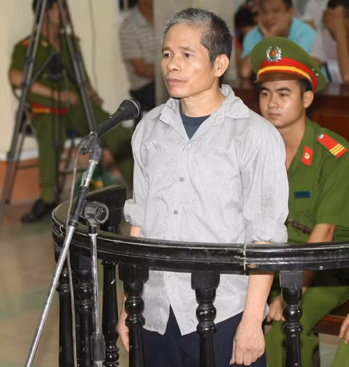 Xét xử vụ chống người thi hành công vụ ở Dương Nội ảnh 1