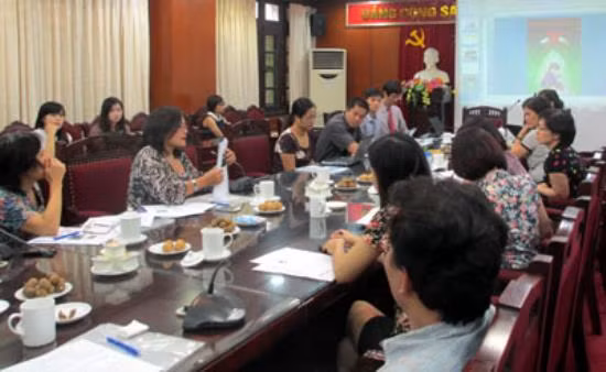 Tăng 5% thuế thuốc lá, như “muối bỏ bể” ảnh 1