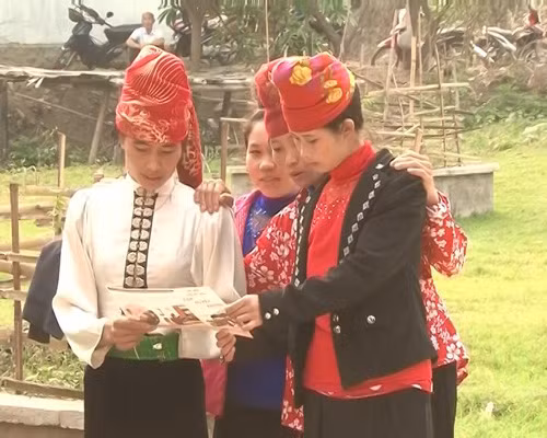 Nhân rộng nhóm sinh hoạt dân số để giảm tảo hôn ảnh 2
