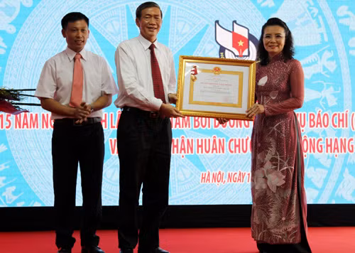 Công tác đào tạo, nâng cao nghiệp vụ cho nhà báo rất quan trọng ảnh 1