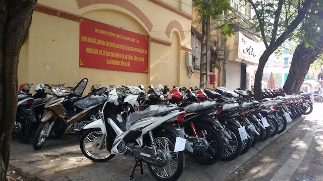 Bất cập sử dụng xe máy tại các thành phố lớn ảnh 1