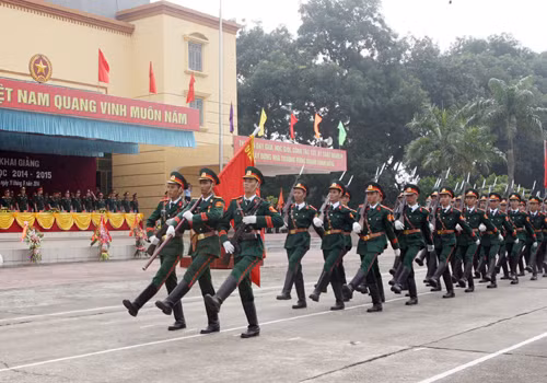 Trường Sĩ quan Lục quân 1 tưng bừng ngày khai giảng ảnh 3