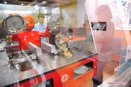 Nhà hàng robot ảnh 2