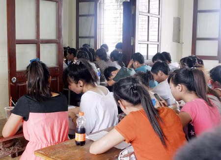  'Lò luyện' sĩ tử tăng nhiệt ảnh 4